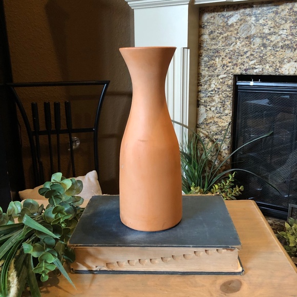 CLAY POTTERY WINE JUG. RAISED GRAPES & VINES IMAGE - Picture 3 of 5